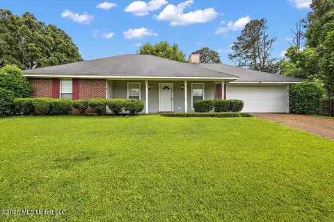 4286 Glennoak Cir, Byram, MS 39272