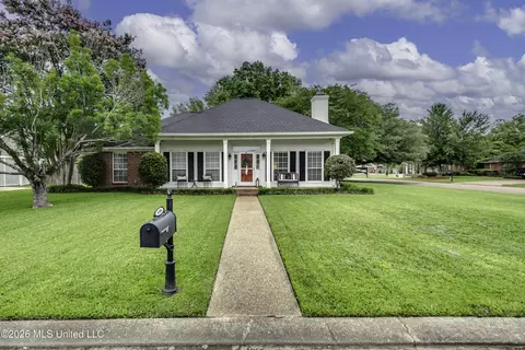Exterior - 690 Olympic Dr, Flowood, MS 39232 photo 2 of 14