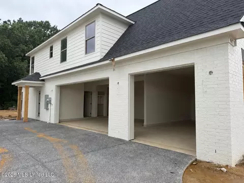 1667 Baisley Dr, Nesbit, MS 38651 photo 2