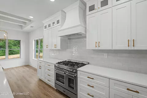 Kitchen - 1667 Baisley Dr, Nesbit, MS 38651 photo 1 of 1