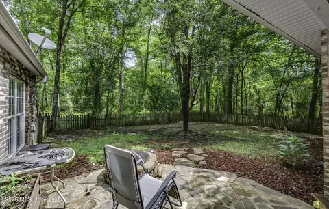 Exterior - 279 Fox Run Rd, Brandon, MS 39047 photo 5 of 8