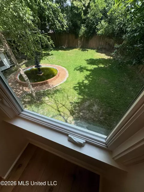 Exterior - 515 Duncan Ave, Natchez, MS 39120 photo 3 of 7