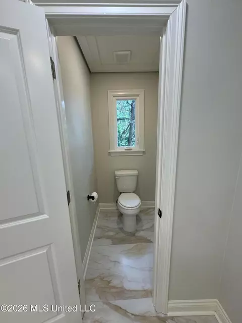 Bath - 515 Duncan Ave, Natchez, MS 39120 photo 5 of 11