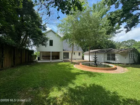 Exterior - 515 Duncan Ave, Natchez, MS 39120 photo 2 of 7