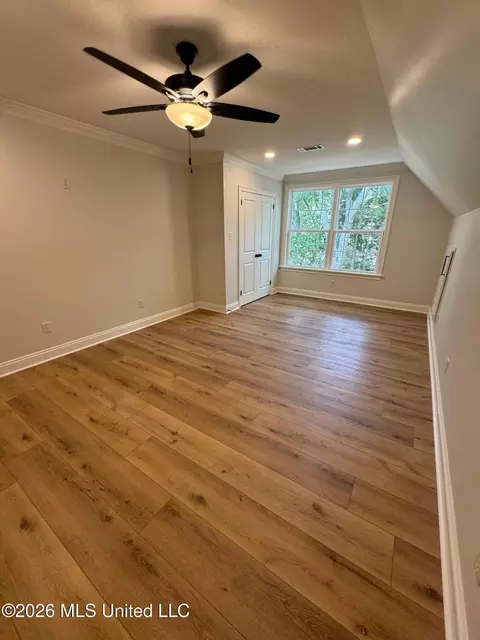 Bedroom - 515 Duncan Ave, Natchez, MS 39120 photo 3 of 4