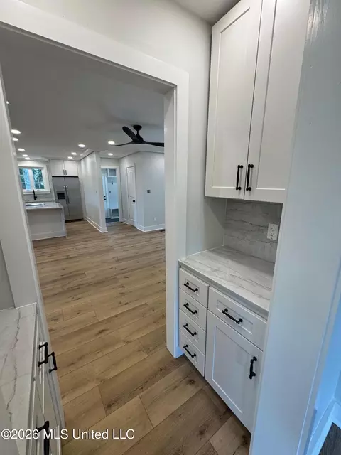 Entry Way - 515 Duncan Ave, Natchez, MS 39120 photo 3 of 3