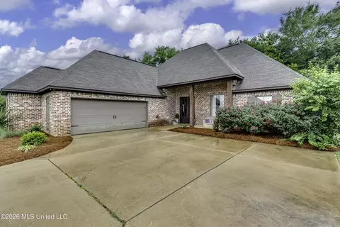 Exterior - 250 Falls Xing, Madison, MS 39110 photo 5 of 7