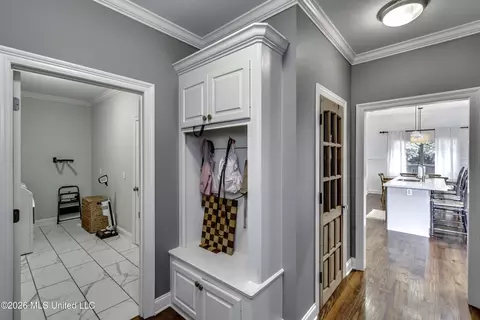 Entry Way - 250 Falls Xing, Madison, MS 39110 photo 2 of 3