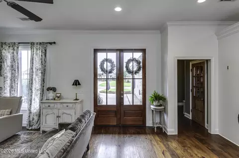Entry Way - 250 Falls Xing, Madison, MS 39110 photo 1 of 3