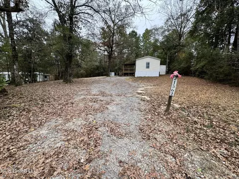 21562 Saucier Lizana Rd, Saucier, MS 39574 photo 18