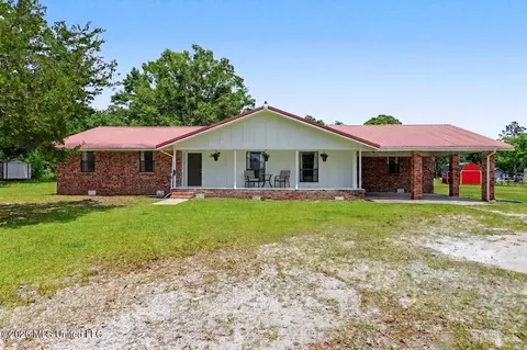 11929 Patrick Henry St, Moss Point, MS 39562