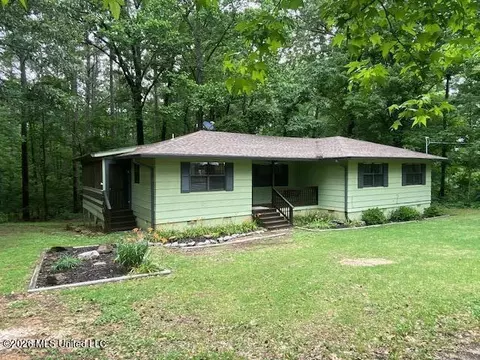 49 Autumn Dr, Coldwater, MS 38618