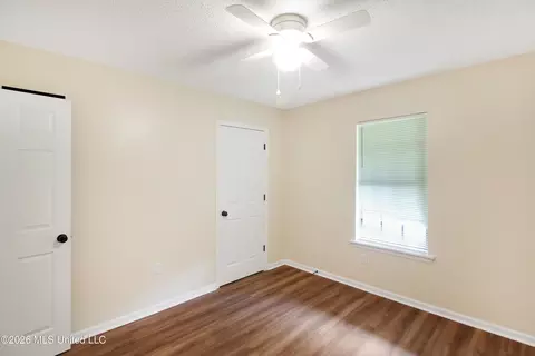 Bedroom - 2334 N Pine Lea Dr, Jackson, MS 39209 photo 6 of 6