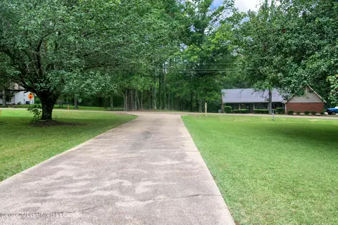 Other - 2334 N Pine Lea Dr, Jackson, MS 39209 photo 12 of 13