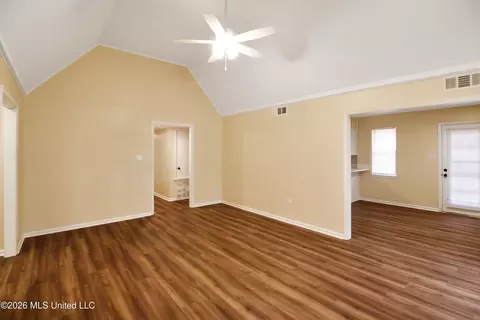 Living - 2334 N Pine Lea Dr, Jackson, MS 39209 photo 4 of 5
