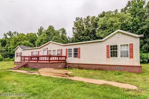 864 Chulahoma Rd, Holly Springs, MS 38635
