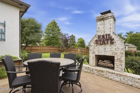Exterior - 100 Brittany Ct, Madison, MS 39110 photo 2 of 6