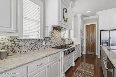 Kitchen - 100 Brittany Ct, Madison, MS 39110 photo 4 of 5