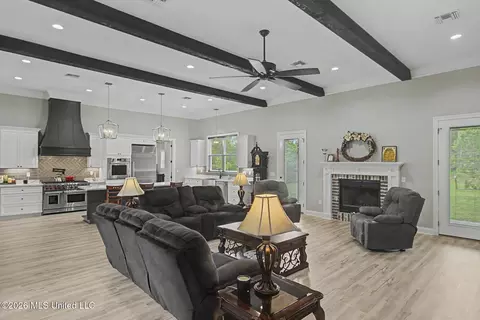 Living - 1034 W Mchenry Rd, Mchenry, MS 39561 photo 1 of 1