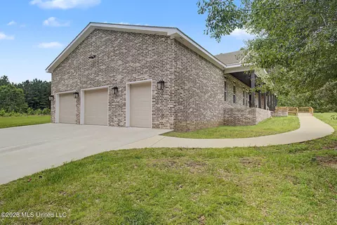 Exterior - 1034 W Mchenry Rd, Mchenry, MS 39561 photo 2 of 5
