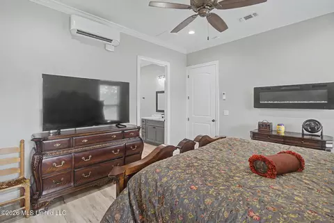 Bedroom - 1034 W Mchenry Rd, Mchenry, MS 39561 photo 4 of 6