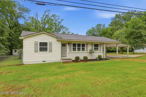 Exterior - 735 S Pearson Rd, Pearl, MS 39208 photo 2 of 5