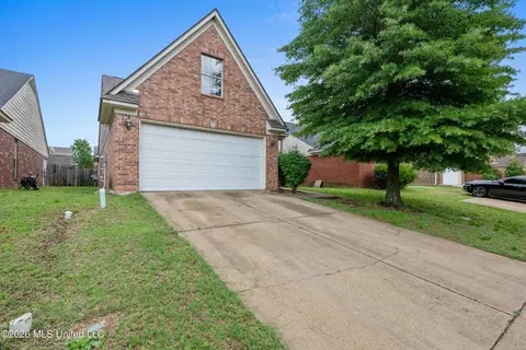 5630 Lexy Ln, Southaven, MS 38671