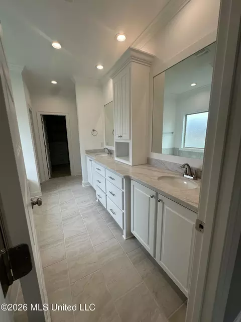 Bath - 238 Mission Park, Madison, MS 39110 photo 1 of 8