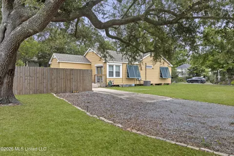 1901 20th Ave, Gulfport, MS 39501