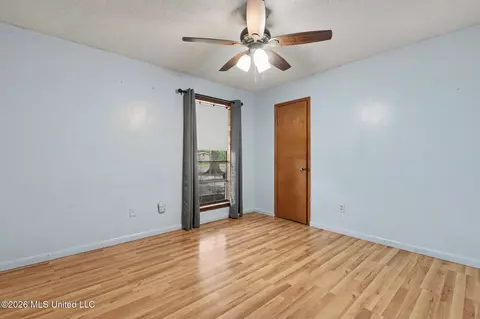 Bedroom - 16408 Culbert Rd, Moss Point, MS 39562 photo 2 of 4