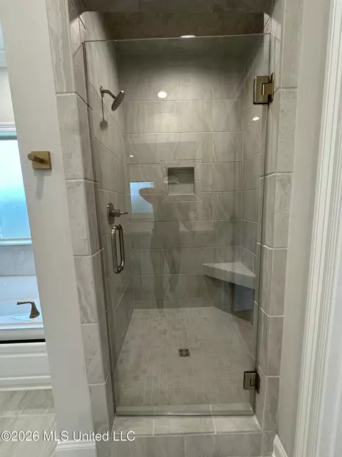 Bath - 367 Wellstone Pl, Madison, MS 39110 photo 2 of 9