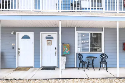 1664 Beach Blvd #164, Biloxi, MS 39531