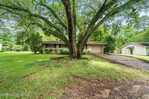 910 S Jackson St, Brookhaven, MS 39601 photo 3