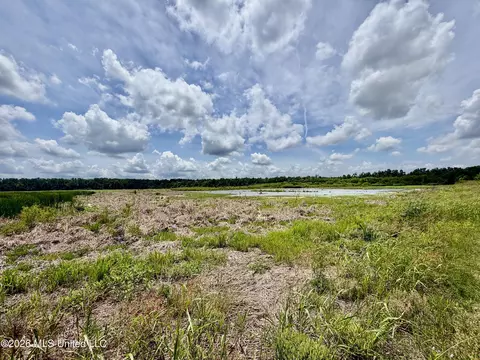 Airport Road, Greenwood, MS 38930