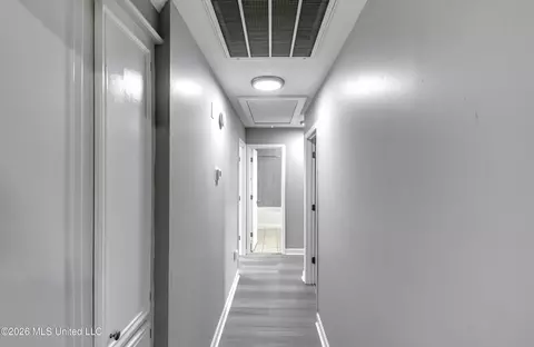 Entry Way - 517 Roxbury Pl, Florence, MS 39073 photo 3 of 3