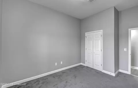 Bedroom - 517 Roxbury Pl, Florence, MS 39073 photo 7 of 10