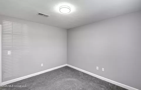 Bedroom - 517 Roxbury Pl, Florence, MS 39073 photo 8 of 10