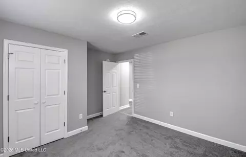 Bedroom - 517 Roxbury Pl, Florence, MS 39073 photo 9 of 10