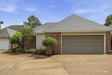 Exterior - 1372 E Northside Dr, Jackson, MS 39211 photo 11 of 12