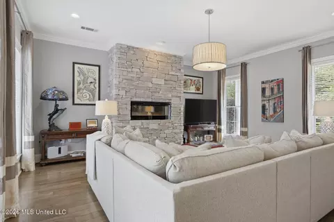 Living - 1372 E Northside Dr, Jackson, MS 39211 photo 1 of 1