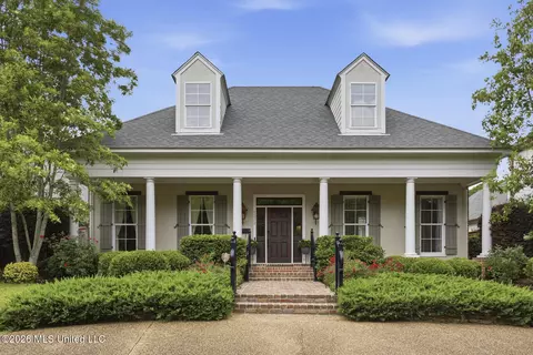 1372 E Northside Dr, Jackson, MS 39211