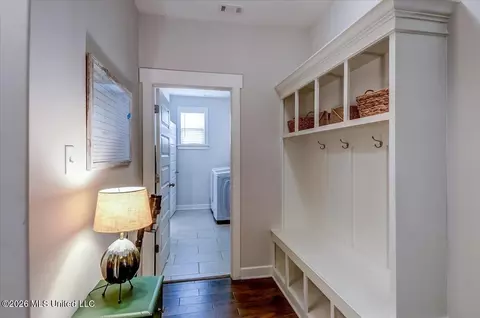Entry Way - 244 Crossroads Blvd, Hernando, MS 38632 photo 5 of 5