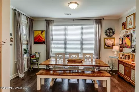 Dining - 244 Crossroads Blvd, Hernando, MS 38632 photo 1 of 2
