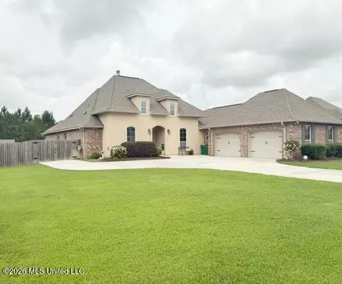 10051 Ponderosa Pl, Ocean Springs, MS 39564
