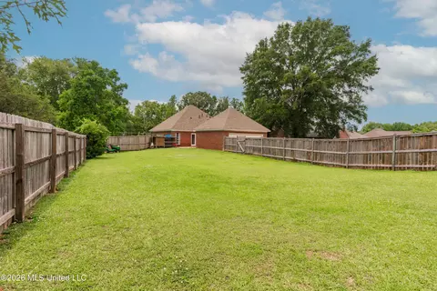 Exterior - 119 Arrow Dr, Clinton, MS 39056 photo 5 of 5