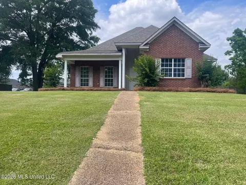 119 Arrow Dr, Clinton, MS 39056