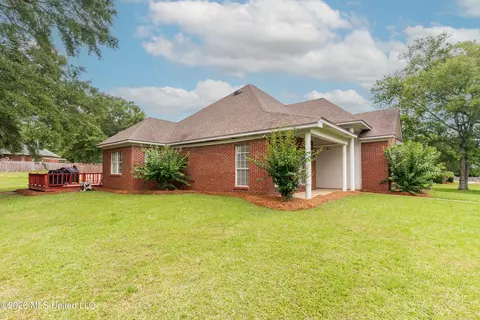 Other - 119 Arrow Dr, Clinton, MS 39056 photo 2 of 5