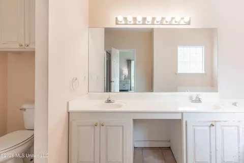 Bath - 119 Arrow Dr, Clinton, MS 39056 photo 1 of 2