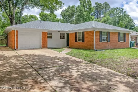 7860 Brentwood Dr, Southaven, MS 38671