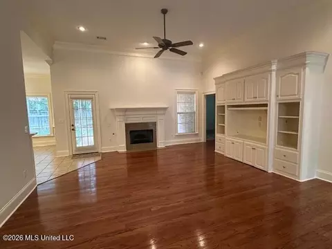 Living - 236 Highleadon Dr, Madison, MS 39110 photo 1 of 2